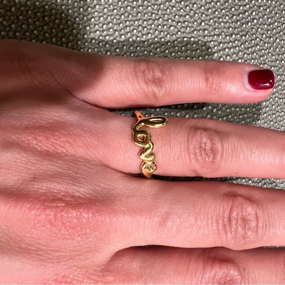 Sarah Chloe gold plated Love Ring size 6 - Picture 8 of 8